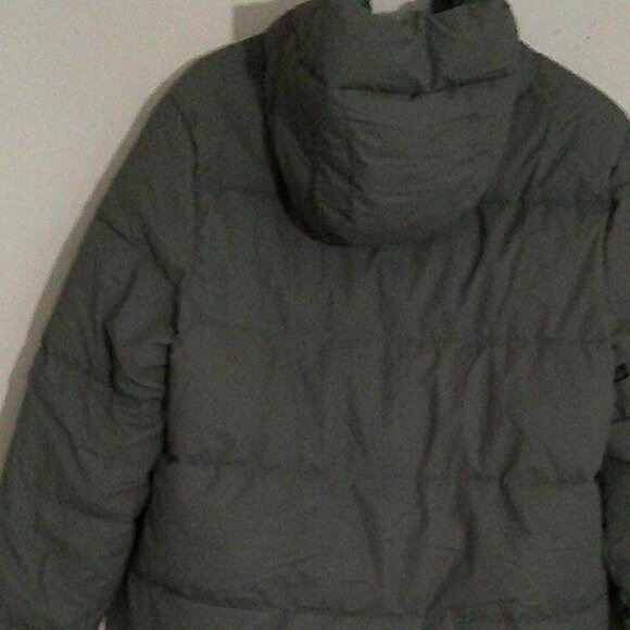 NWT Black Hooded Puffer Long Quilted Coat 100% Polyurethane Polyester Lining - Picture 10 of 11